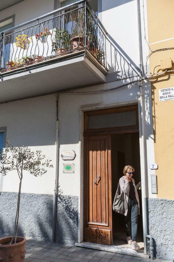 Primo Piano Bed & Breakfast Moneglia Luaran gambar